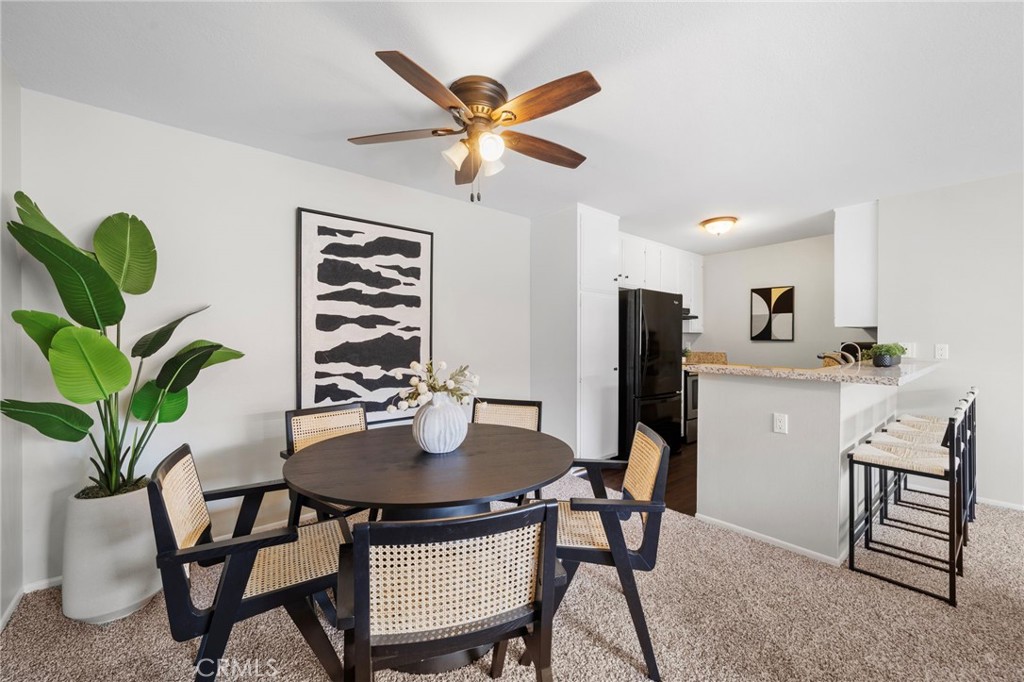 Residential for sale at 2521 W Sunflower G8, Santa Ana CA featuring 3 beds and 2 baths