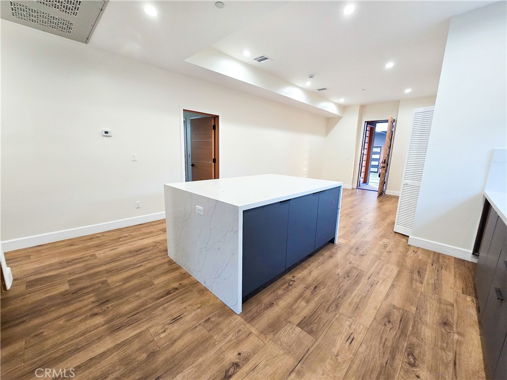 Residential Lease for rent at 1816 3 S Hauser Boulevard, Los Angeles, Los Angeles County CA featuring 2 beds and 2 baths