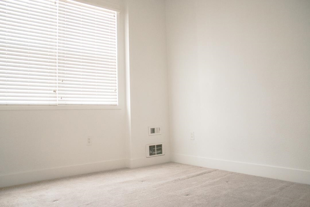 Residential Lease for rent at 1587 1587 Brunswig, Emeryville CA featuring 2 beds and 1 bath