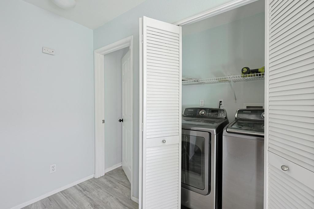 Residential Lease for rent at 16913 Laurel Hill Lane 134, San Diego, San Diego County CA featuring 2 beds and 3 baths