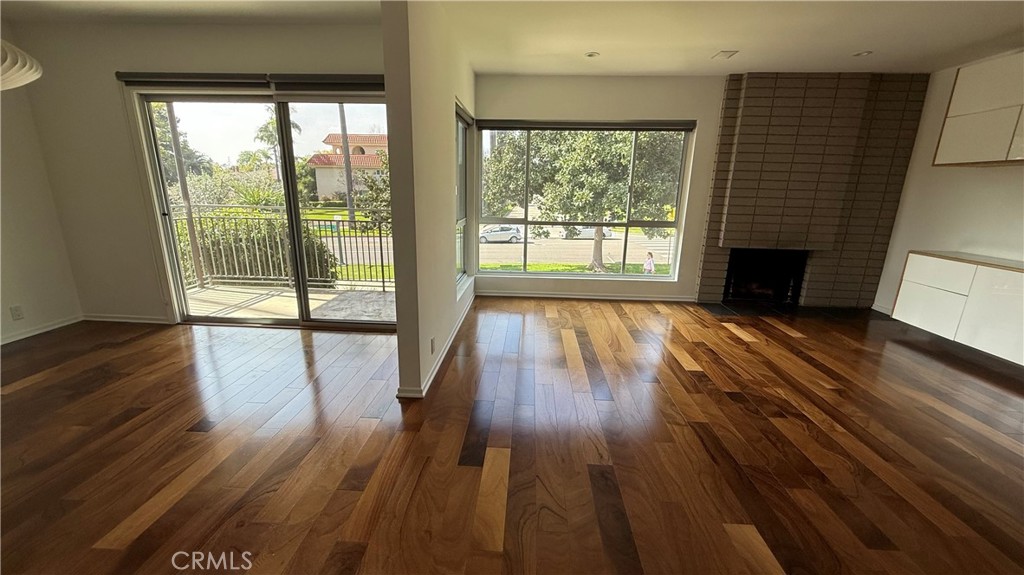 Residential Lease for rent at 422 S Orange Grove, Pasadena, Los Angeles County CA featuring 3 beds and 2 baths
