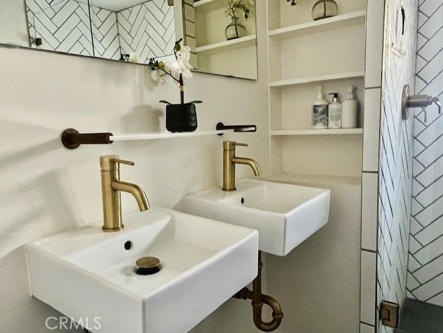 Manufactured In Park for sale at 202 Tremont, Newport Beach CA featuring 3 beds and 2 baths