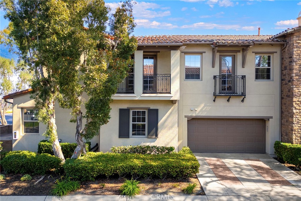 Residential for sale at 4 San Pietro, Newport Coast CA featuring 4 beds and 4 baths