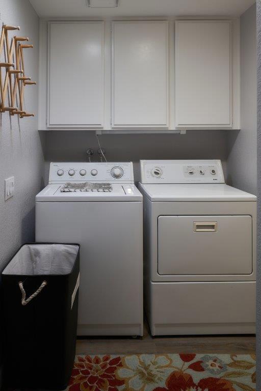 Residential Lease for rent at 25 Maximo Way, Palm Desert CA featuring 3 beds and 3 baths