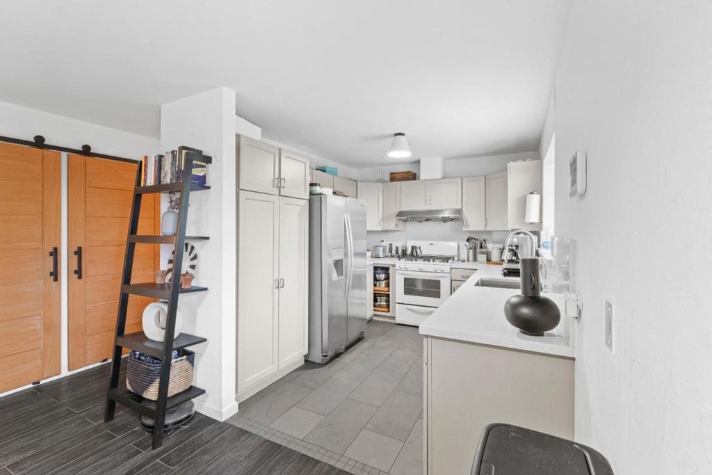 Residential for sale at 3320 Robinson Drive, Oakland CA featuring 2 beds and 3 baths