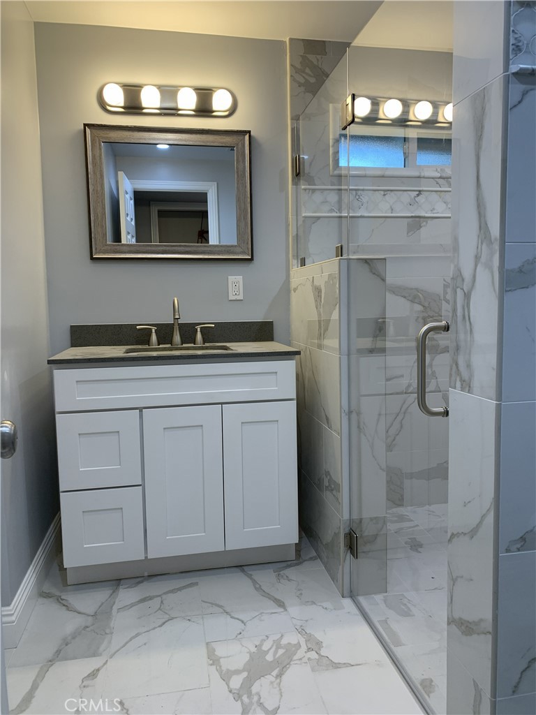 Residential Lease for rent at 3261 Donnie Ann, Los Alamitos CA featuring 3 beds and 2 baths