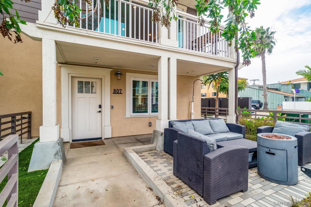 Residential for sale at 807 Santa Barbara Pl, San Diego CA featuring 2 beds and 3 baths