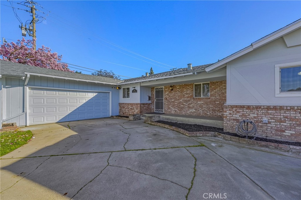 Residential for sale at 610 Rambler, Merced CA featuring 4 beds and 4 baths