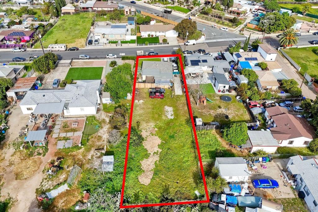 Residential for sale at 5351 Bonita Dr, San Diego CA featuring 2 beds and 1 bath