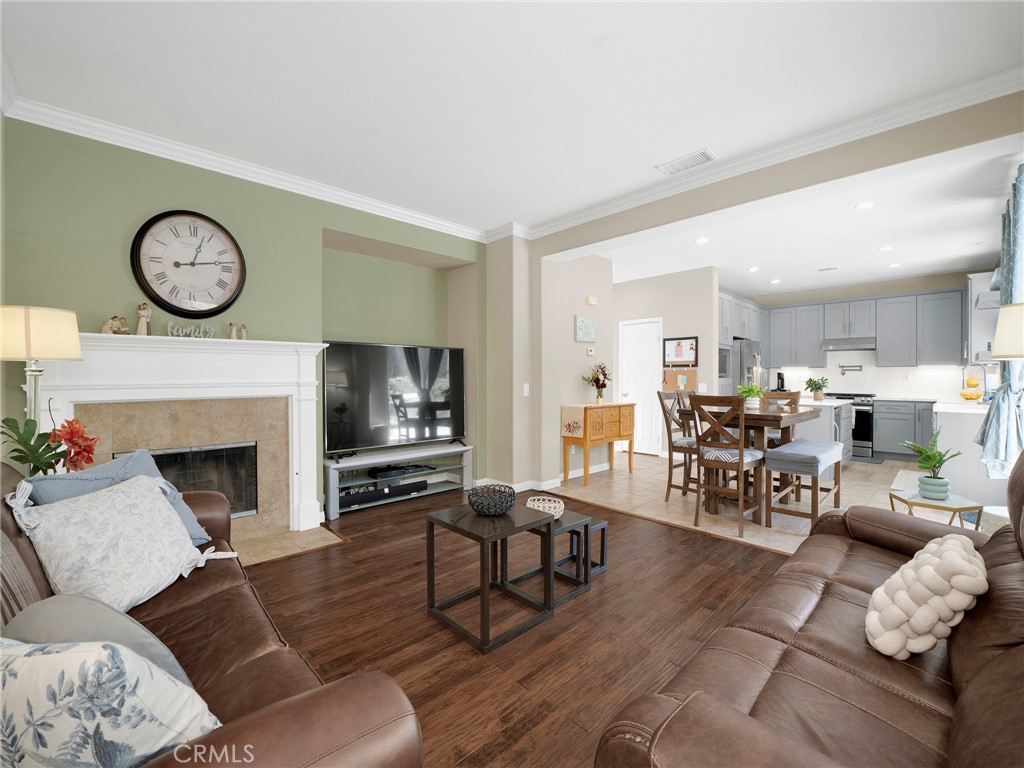 Residential for sale at 28541 Old Spanish Trail, Saugus CA featuring 4 beds and 3 baths