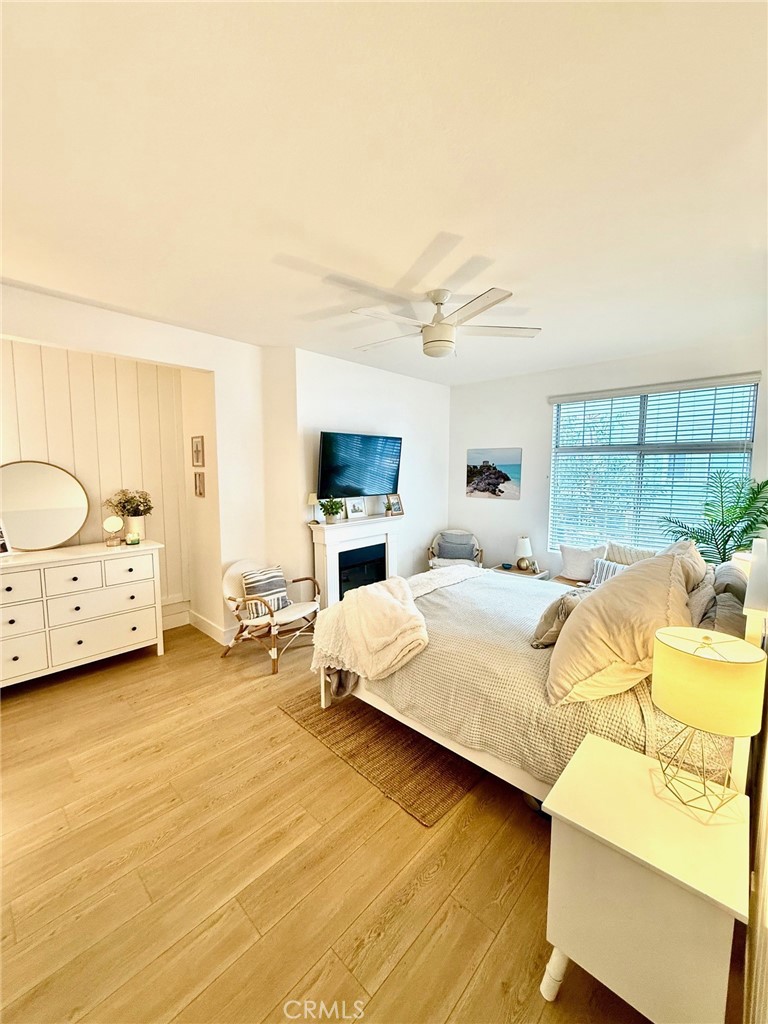 Residential Lease for rent at 23412 Pacific Park, Aliso Viejo CA featuring 2 beds and 2 baths