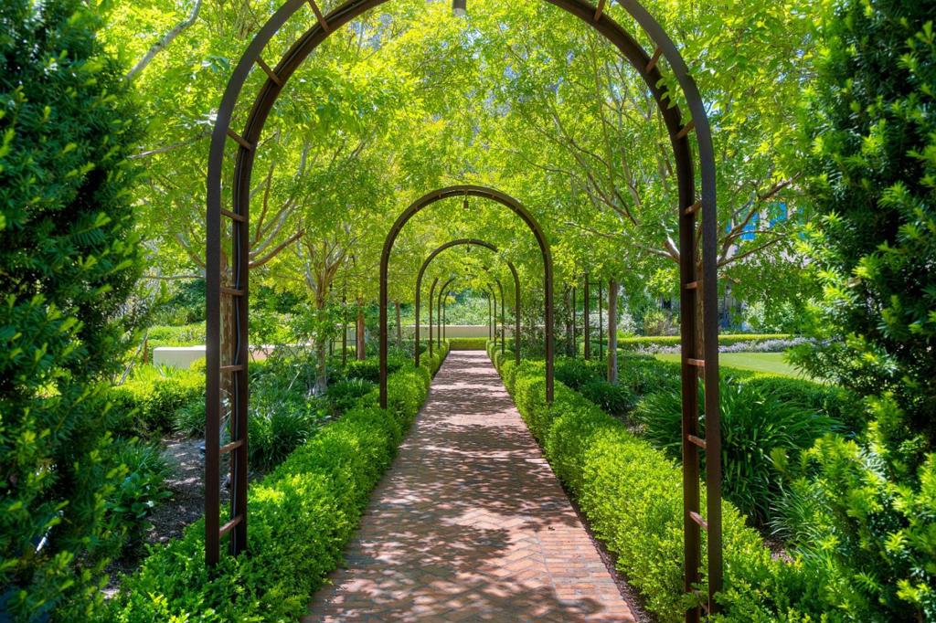 Residential for sale at 3000 Ralston Avenue, Hillsborough CA featuring 6 beds and 17 baths