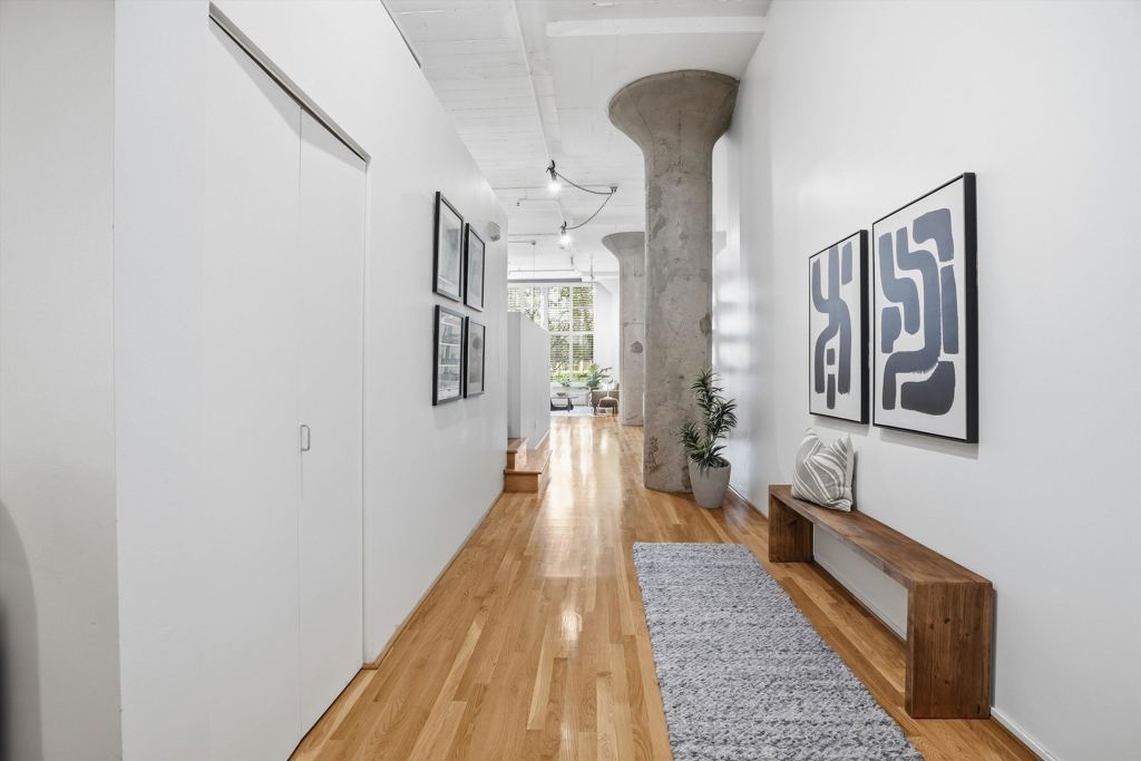 Residential for sale at 1500 1500 Park Avenue 105, Emeryville CA featuring 1 bed and 1 bath