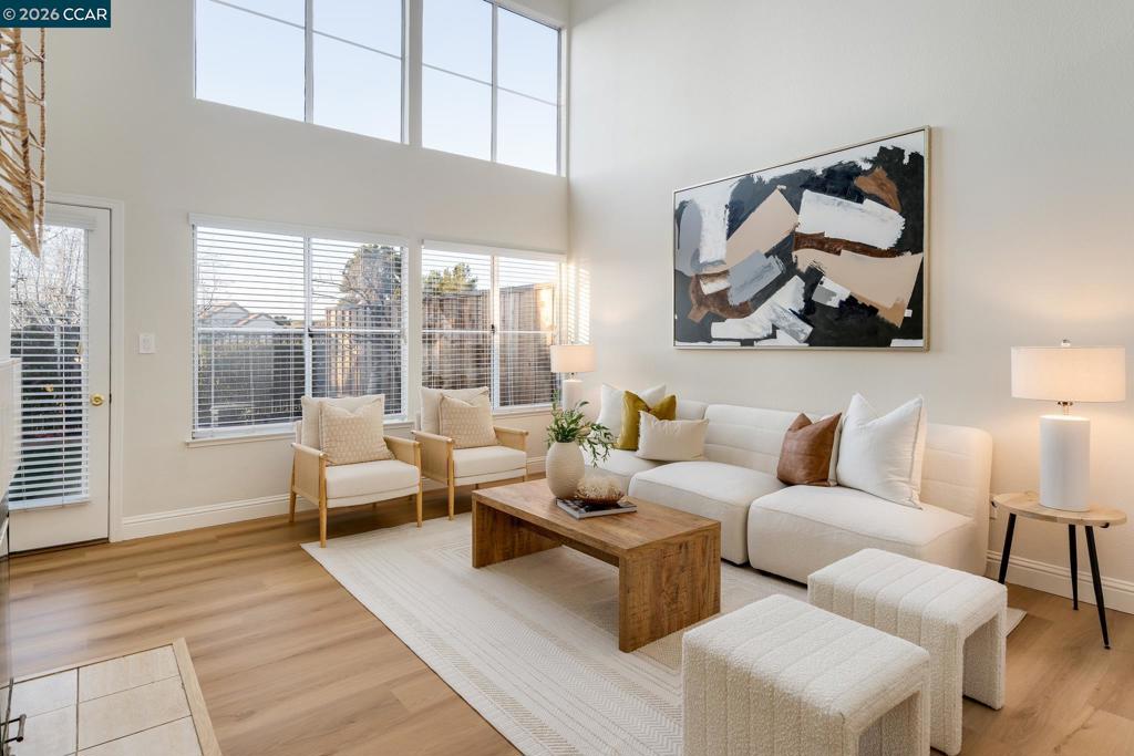 Residential for sale at 6199 6199 Lakeview Cir, San Ramon CA featuring 2 beds and 3 baths