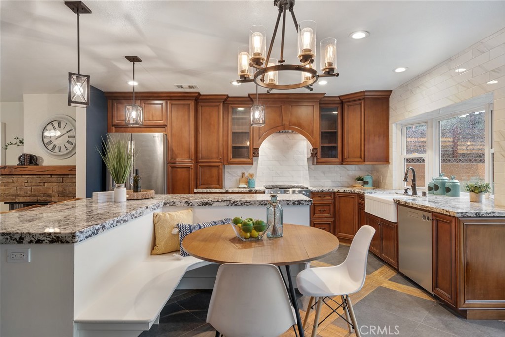 Residential for sale at 412 Kimberly, San Dimas CA featuring 3 beds and 2 baths