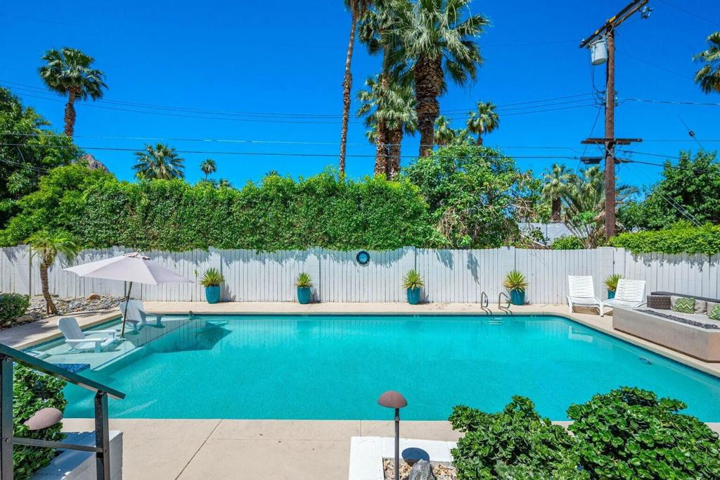 Residential Lease for rent at 46890 Highland Palms Drive, La Quinta CA featuring 3 beds and 2 baths