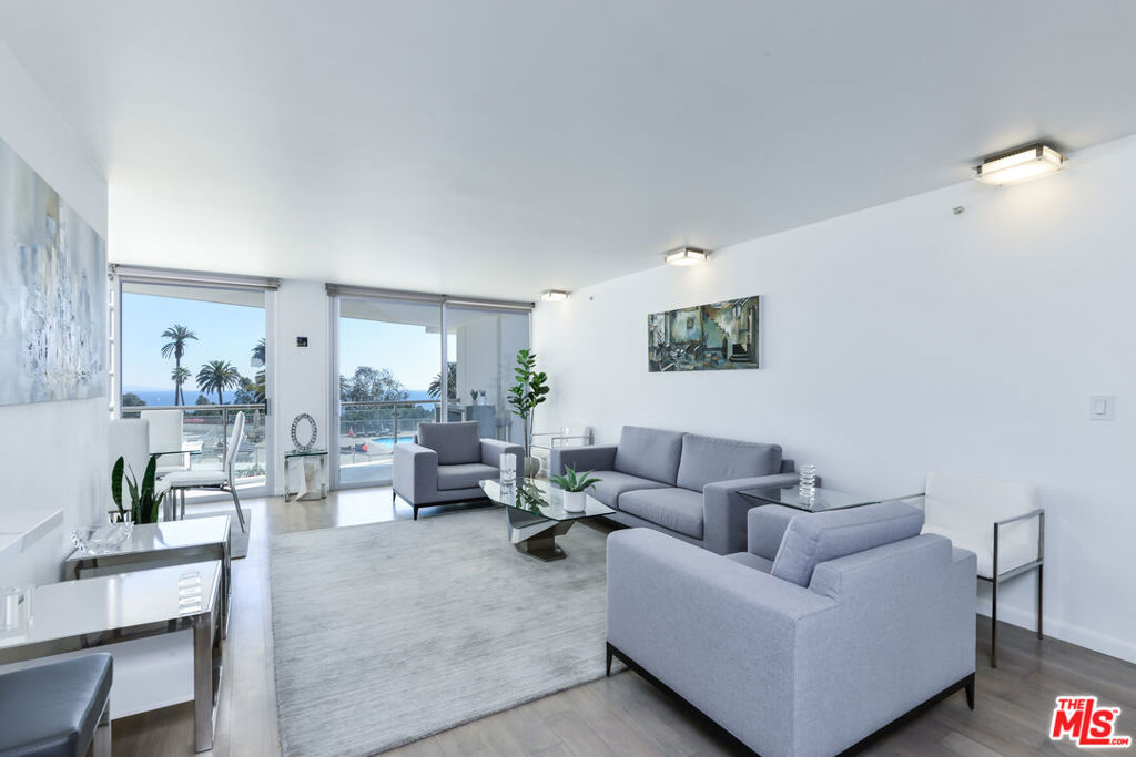 Residential Lease for rent at 201 OCEAN Avenue 404P, Santa Monica, Los Angeles County CA featuring 3 beds and 3 baths