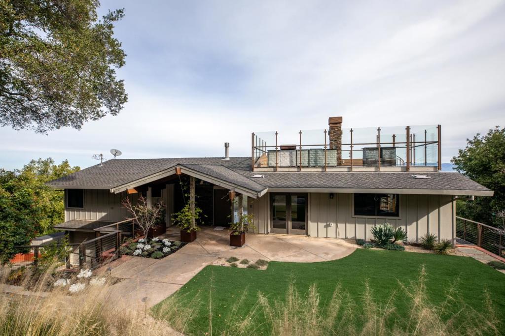 Active for sale at Los Altos Hills, CA, Los Altos Hills, CA CA and 3 baths