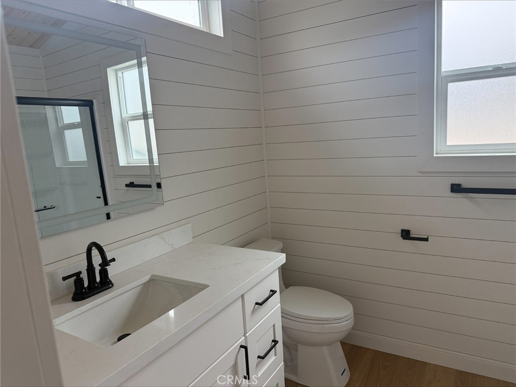 Manufactured In Park for sale at 501 S Mistletoe 18, San Jacinto CA featuring 1 bed and 1 bath