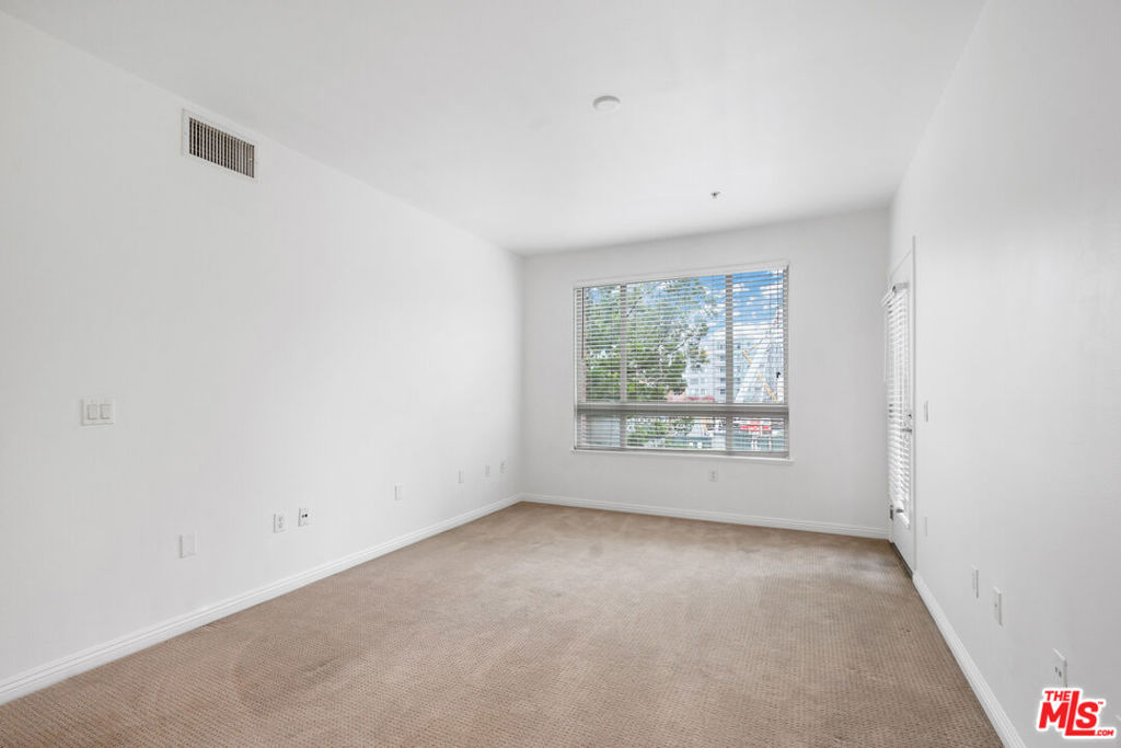 Residential Lease for rent at 100 S Alameda Street 209, Los Angeles, Los Angeles County CA featuring 3 beds and 2 baths