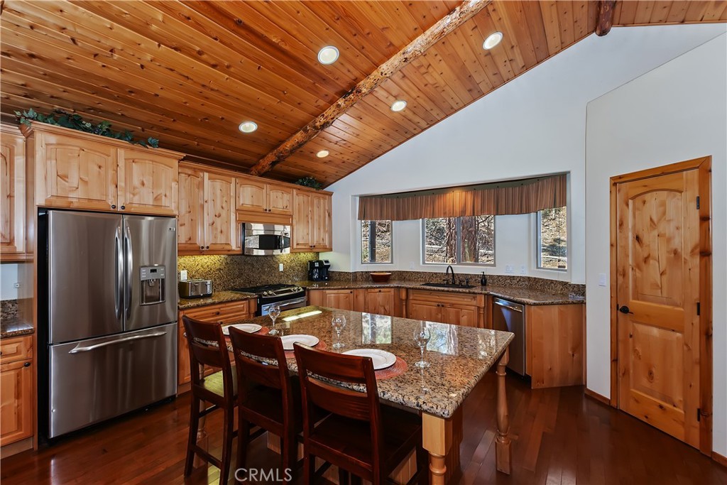 Residential for sale at 43336 Shasta Road, Big Bear Lake CA featuring 3 beds and 4 baths