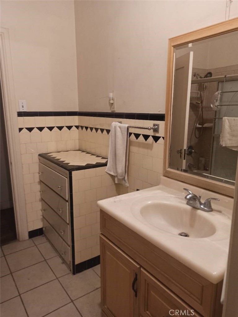 Active for sale at Alhambra, CA, Alhambra, CA CA and 2 baths