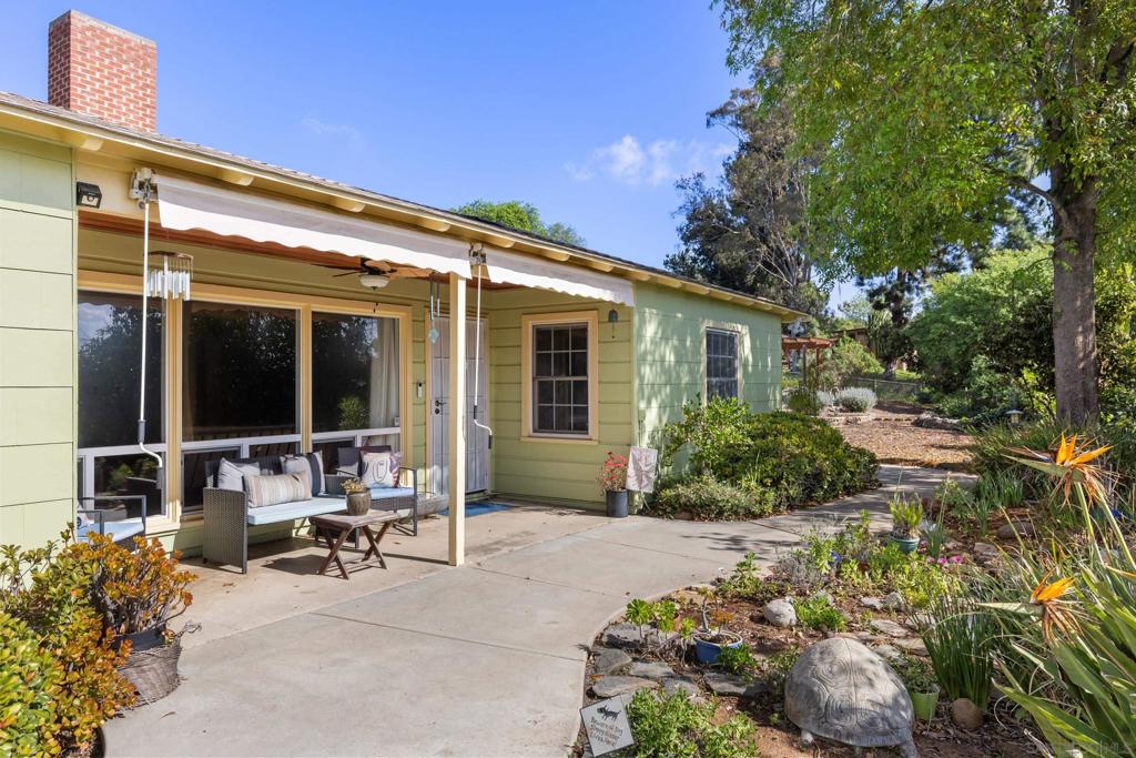 Residential for sale at 4083 Nabal, La Mesa CA featuring 3 beds and 2 baths