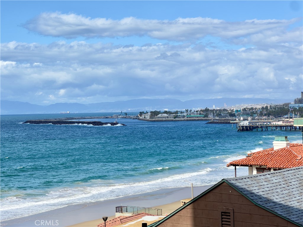Residential for sale at 615 Esplanade 504, Redondo Beach CA featuring 1 bed and 1 bath