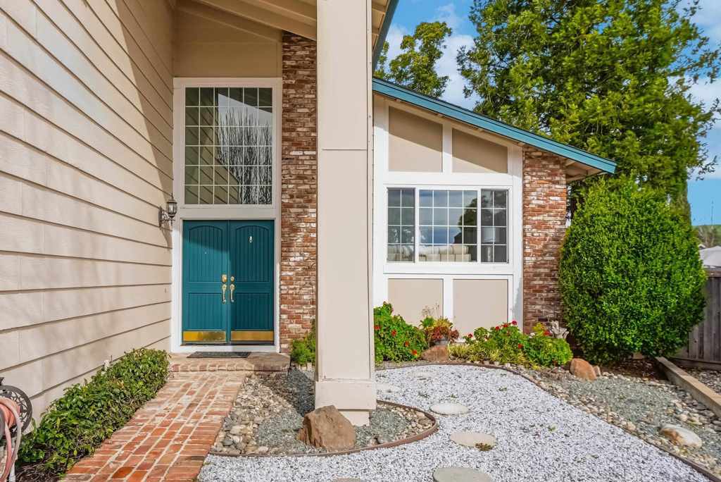 Residential for sale at 126 126 Pebble Pl, San Ramon CA featuring 4 beds and 3 baths