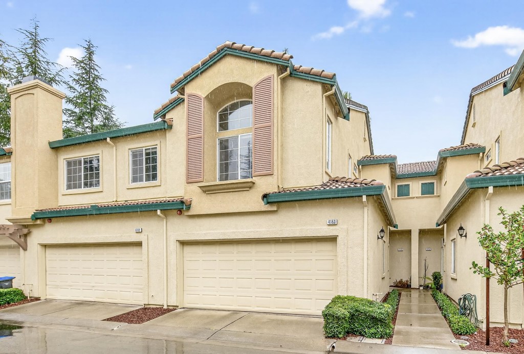 Residential for sale at 4153 4153 Alba Ct, Pleasanton CA featuring 2 beds and 3 baths