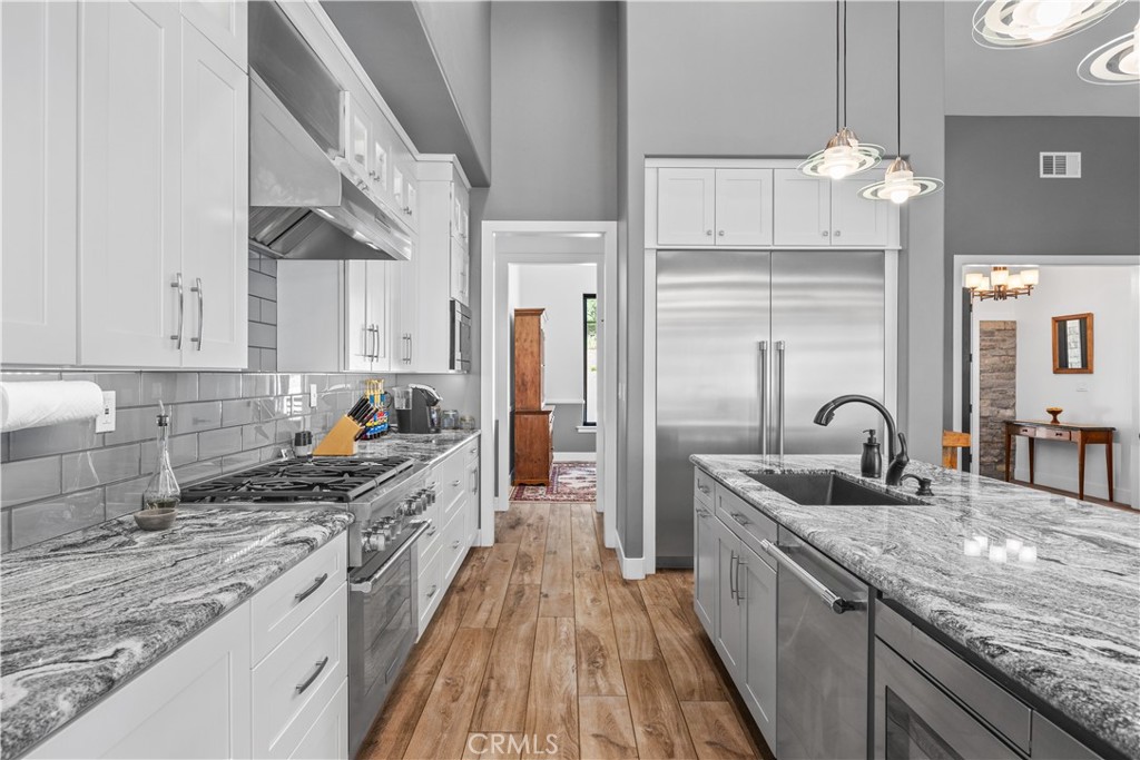 Residential for sale at 27300 Stirrup Way, Tehachapi CA featuring 4 beds and 3 baths