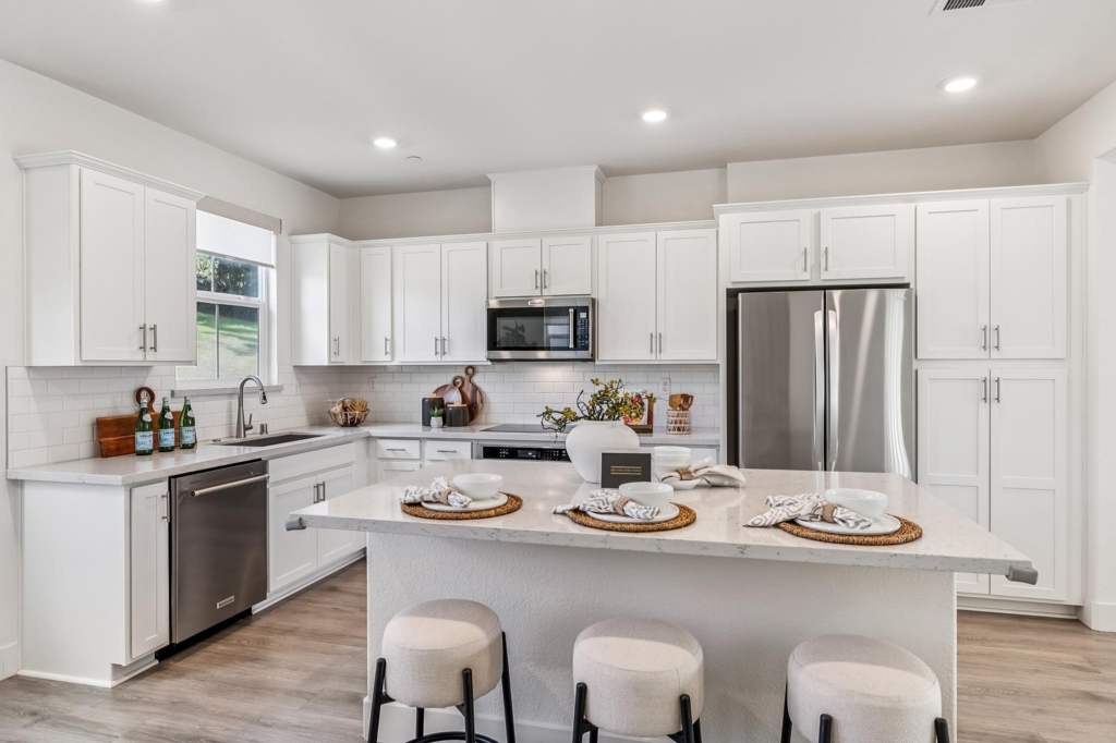 Residential for sale at 28957 28957 Ashwell Ave, Hayward CA featuring 3 beds and 4 baths