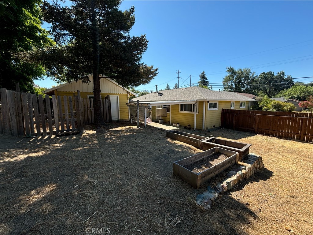 Residential Lease for rent at 610 11th Street, Lakeport, Lake County CA featuring 3 beds and 2 baths