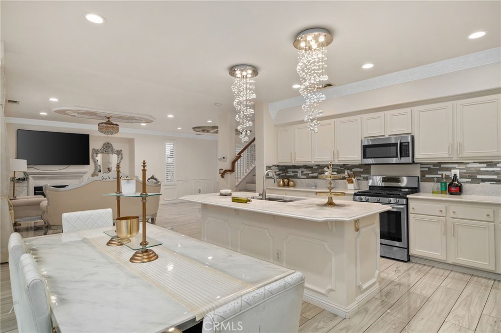 Active for sale at West Covina, CA, West Covina, CA CA and 3 baths