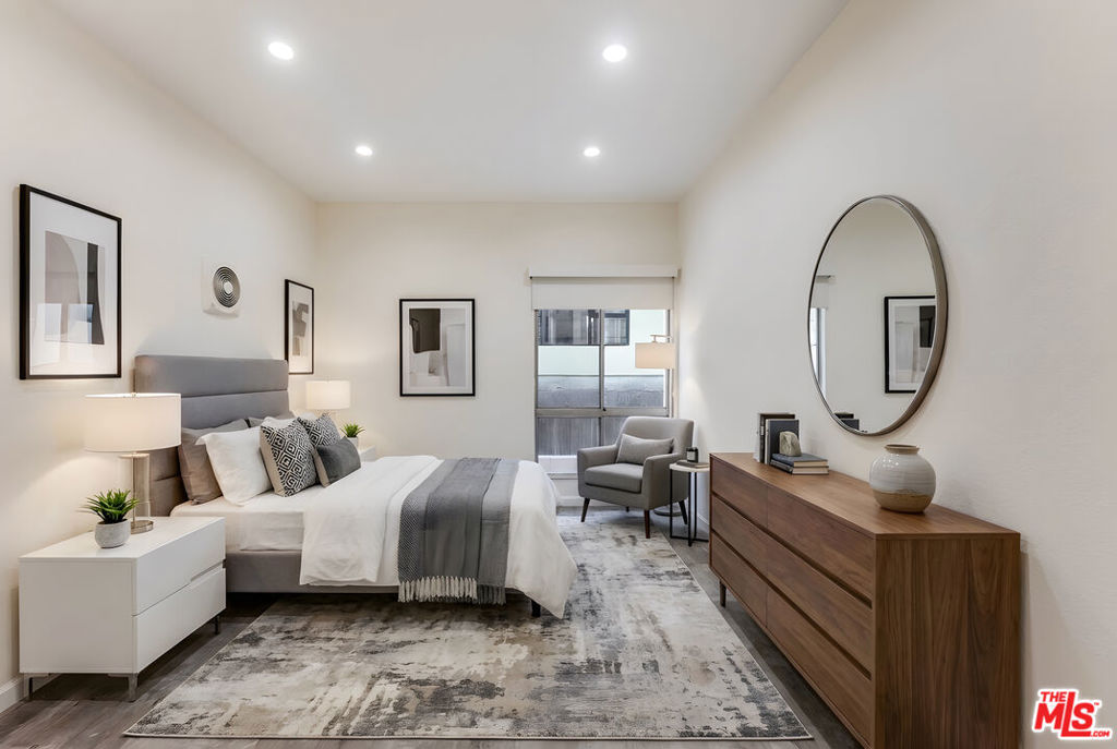 Residential Lease for rent at 1440 Veteran Avenue 220, Los Angeles, Los Angeles County CA featuring 1 bed and 1 bath