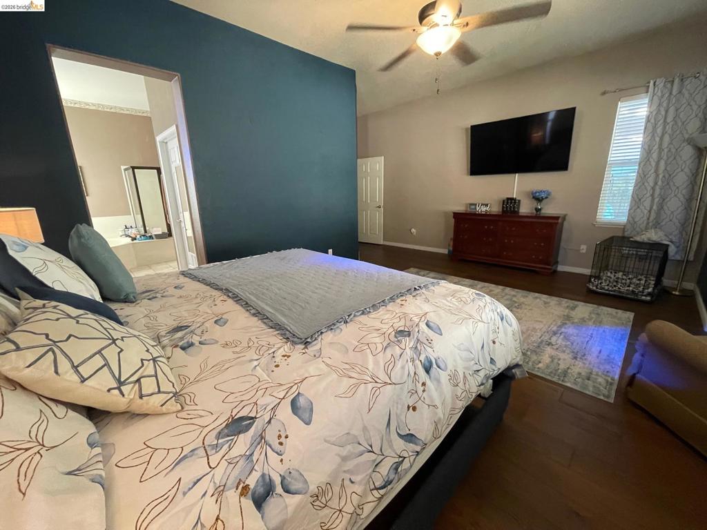 Residential Lease for rent at 92 92 Liberty Ln, Brentwood CA featuring 2 beds and 3 baths