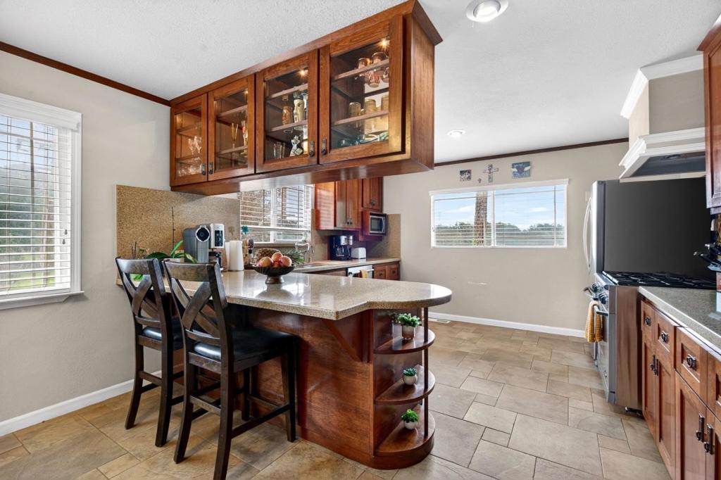 Residential for sale at 6870 Lakeview Drive, Salinas CA featuring 3 beds and 2 baths