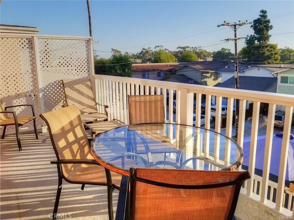 Residential Lease for rent at 2617 Calle Del Comercio 6, San Clemente CA featuring 1 bed and 1 bath