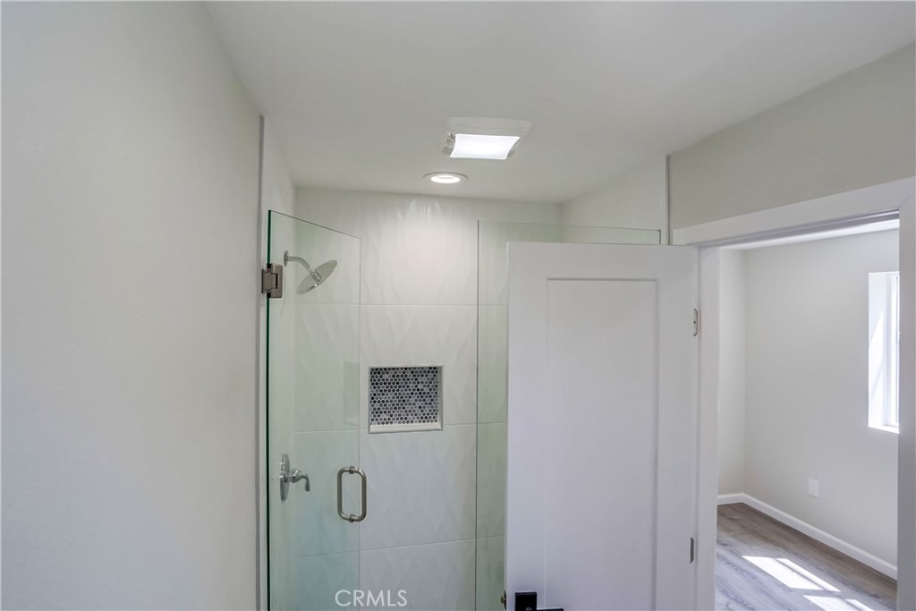 Residential Lease for rent at 211 Avenida Rosa C, San Clemente CA featuring 1 bed and 1 bath