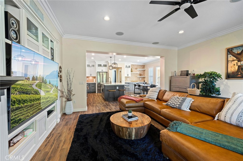 Residential for sale at 465 Periwinkle, Fullerton CA featuring 3 beds and 3 baths