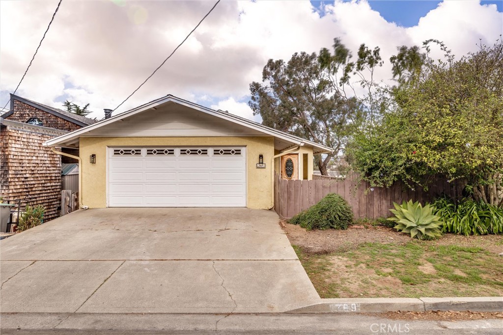 Residential for sale at 369 Dunbar, Morro Bay CA featuring 2 beds and 2 baths