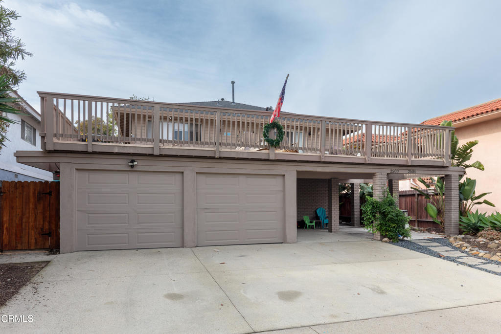 Residential Lease for rent at 2503 Bayshore Avenue, Ventura, Ventura County CA featuring 2 beds and 2 baths