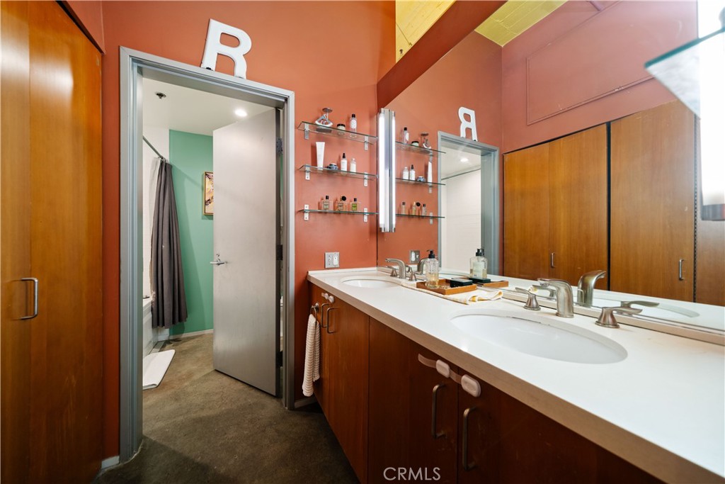 Residential for sale at 1855 Industrial Street 606, Los Angeles CA featuring 2 beds and 1 bath
