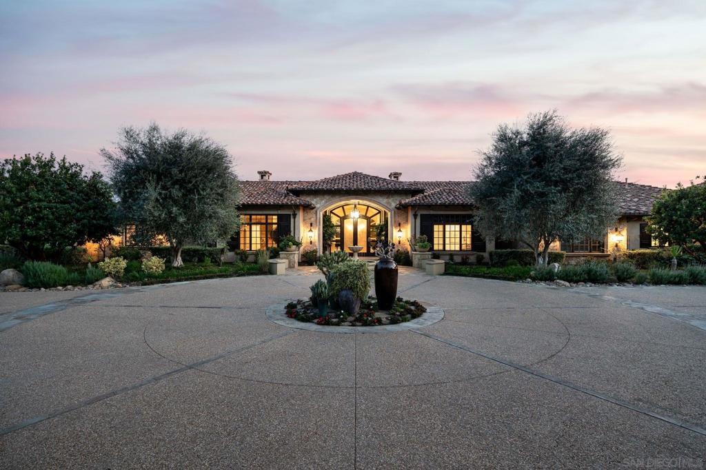 Residential for sale at 6565 Calle Reina, Rancho Santa Fe CA featuring 7 beds and 10 baths