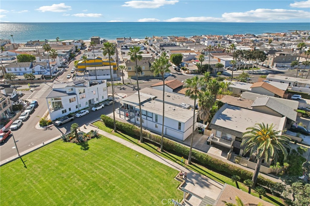 Residential Income for sale at 4404 Channel Place, Newport Beach CA