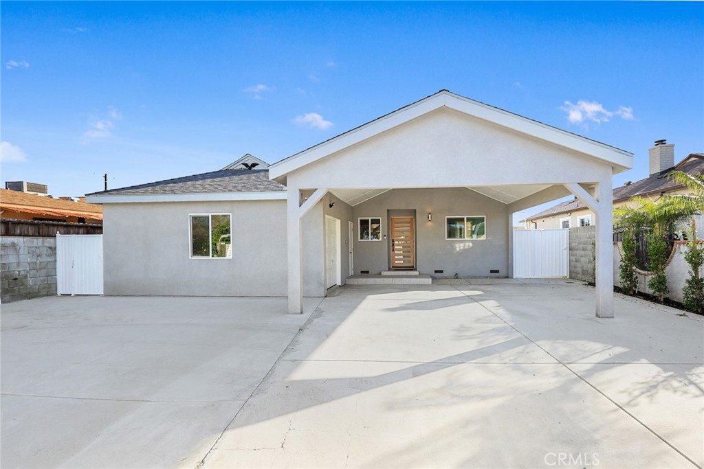 Residential for sale at 10836 Keswick, Sun Valley CA featuring 3 beds and 3 baths