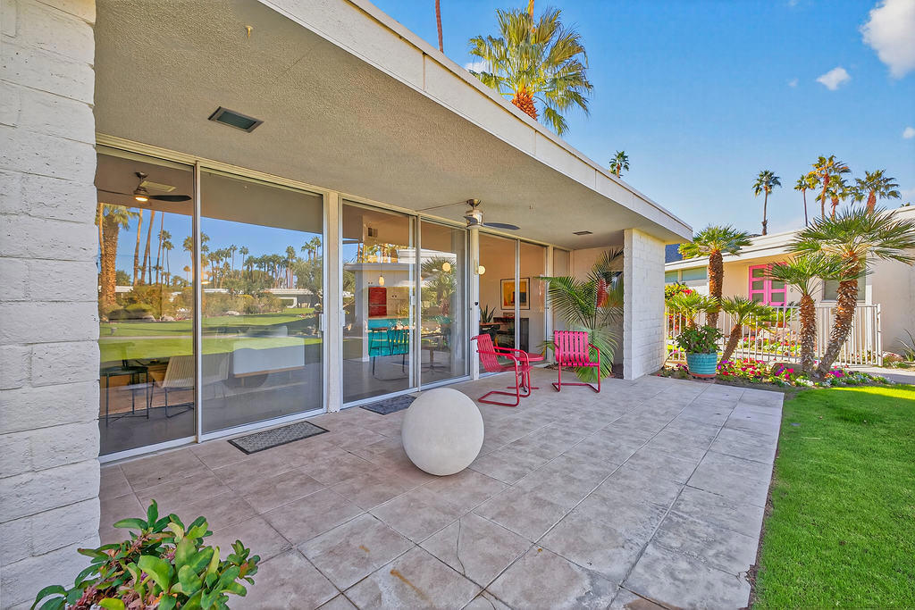 Residential Lease for rent at 76790 Lark Drive, Indian Wells CA featuring 2 beds and 2 baths