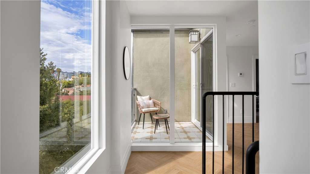 Residential Lease for rent at 1347 Seward St., Los Angeles, Los Angeles County CA featuring 3 beds and 2 baths