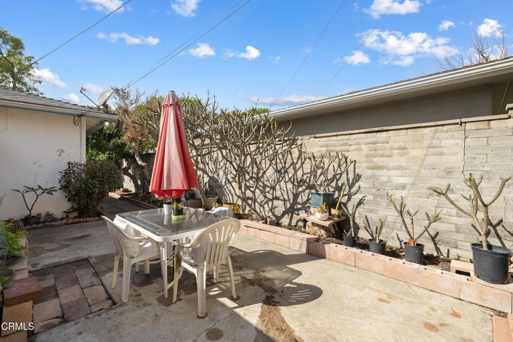 Residential for sale at 3405 Loma Vista Road, Ventura CA featuring 3 beds and 2 baths