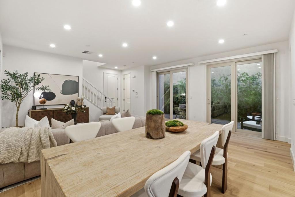 Active for sale at Santa Clara, CA, Santa Clara, CA CA and 3 baths